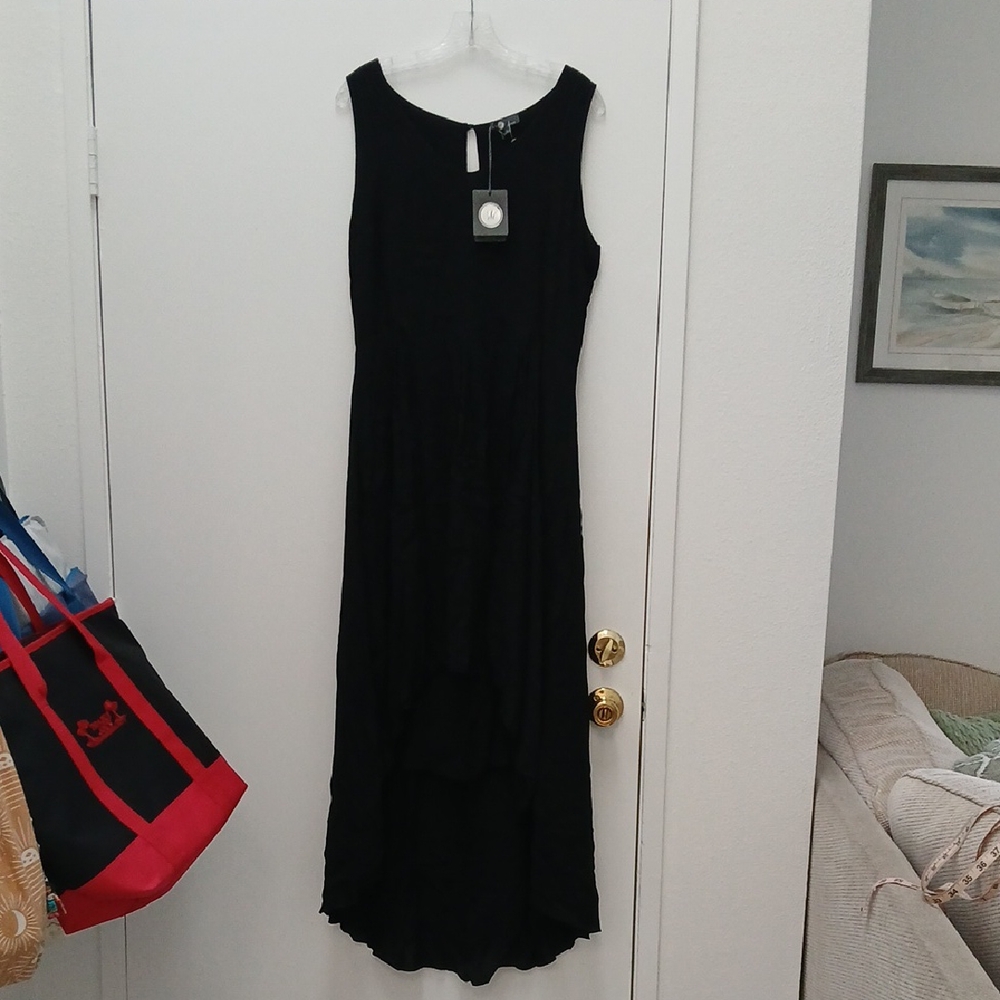 Elegant Black Sleeveless Hi Lo Dress NWT